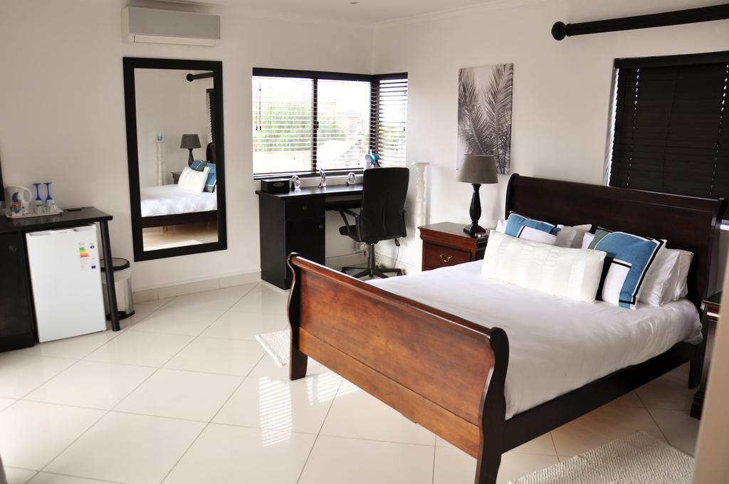 Me Casa Guest House Bluewater Bay Esterno foto