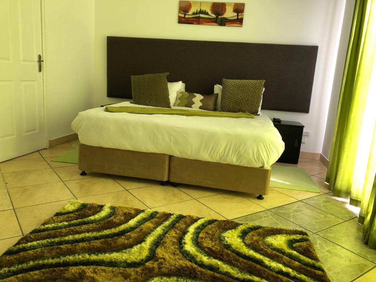 Me Casa Guest House Bluewater Bay Esterno foto