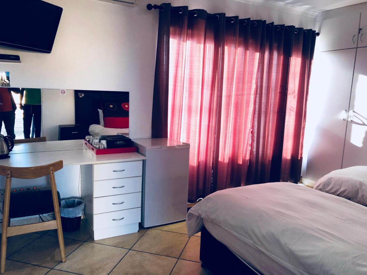 Me Casa Guest House Bluewater Bay Esterno foto