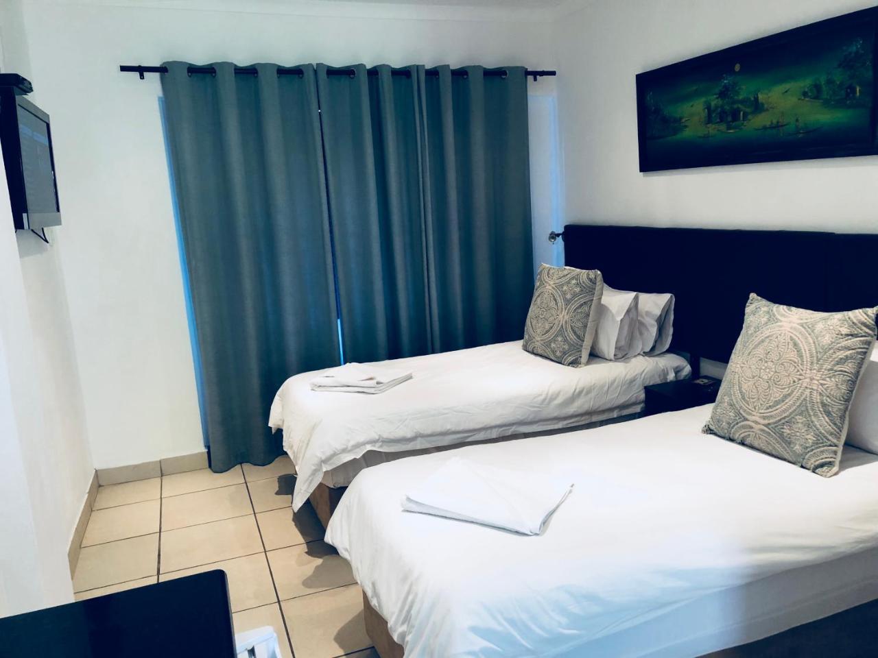 Me Casa Guest House Bluewater Bay Esterno foto