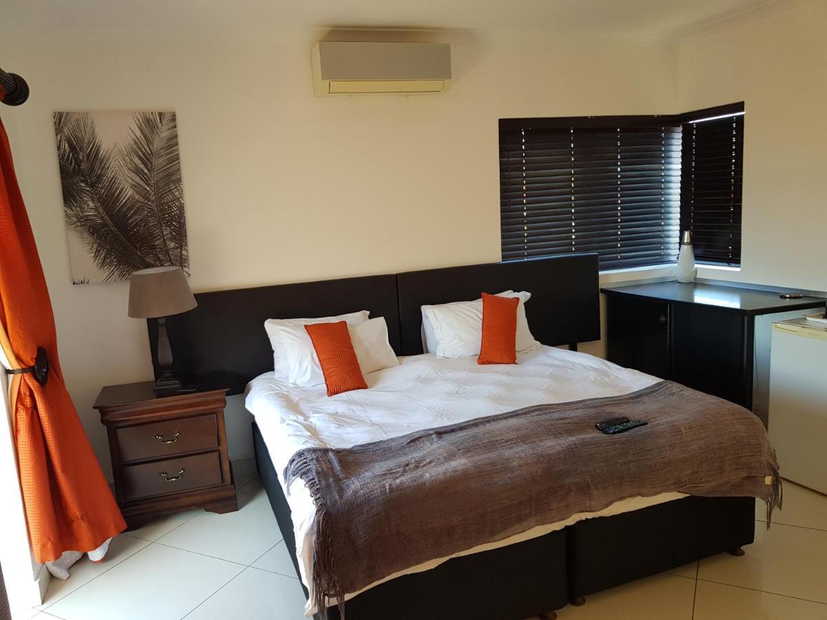 Me Casa Guest House Bluewater Bay Esterno foto